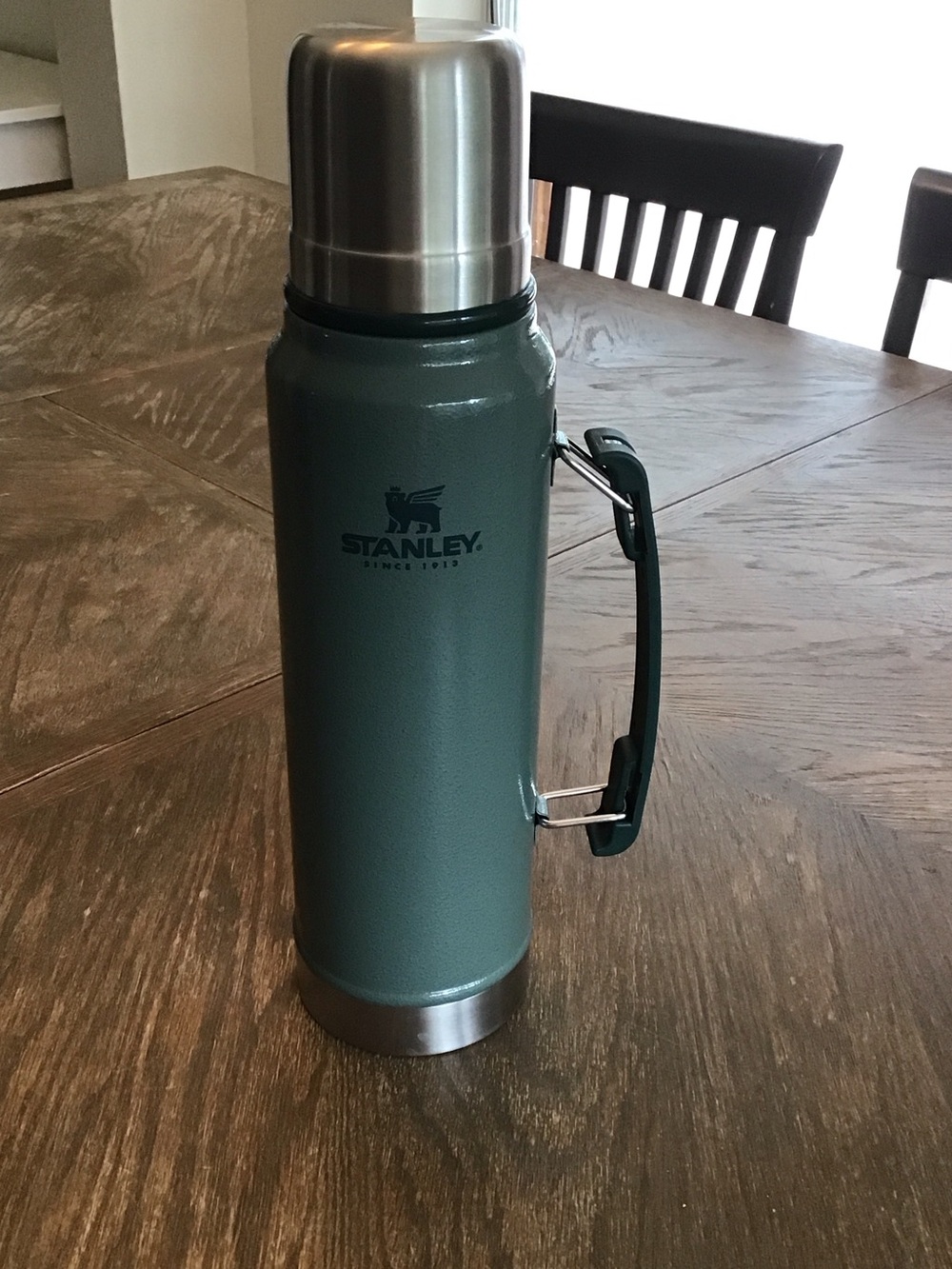 Stanley Legendary Classic Bottle Thermos in Hammertone Green